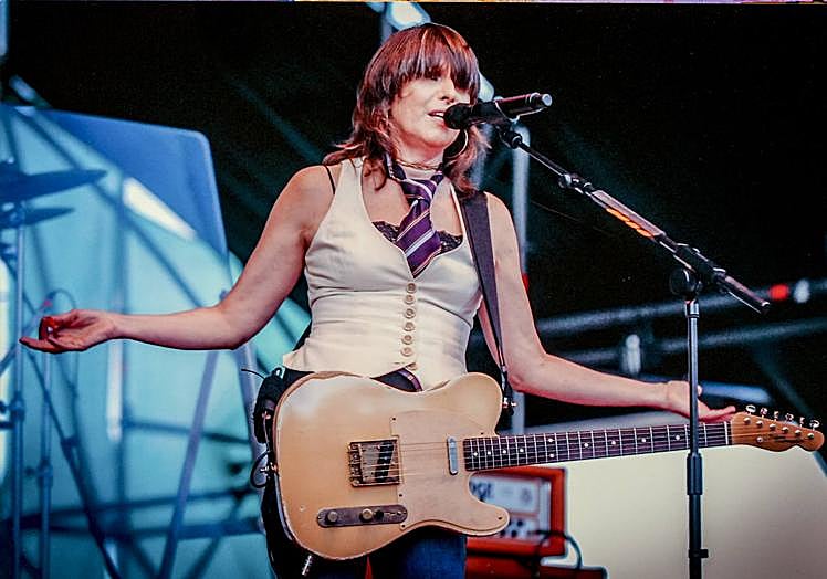Imagen principal - Chrissie Hynde, de The Pretenders; Brigade Loco; y el bajista Pablo Martín Caminero.