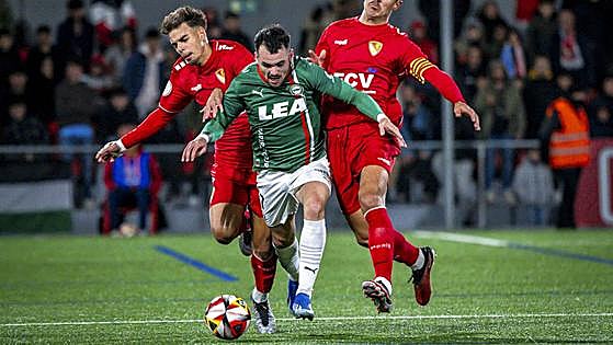El 1x1 del Terrasa-Alavés. Sola vuelve a brillar. Y tú, ¿quién crees que ha destacado?