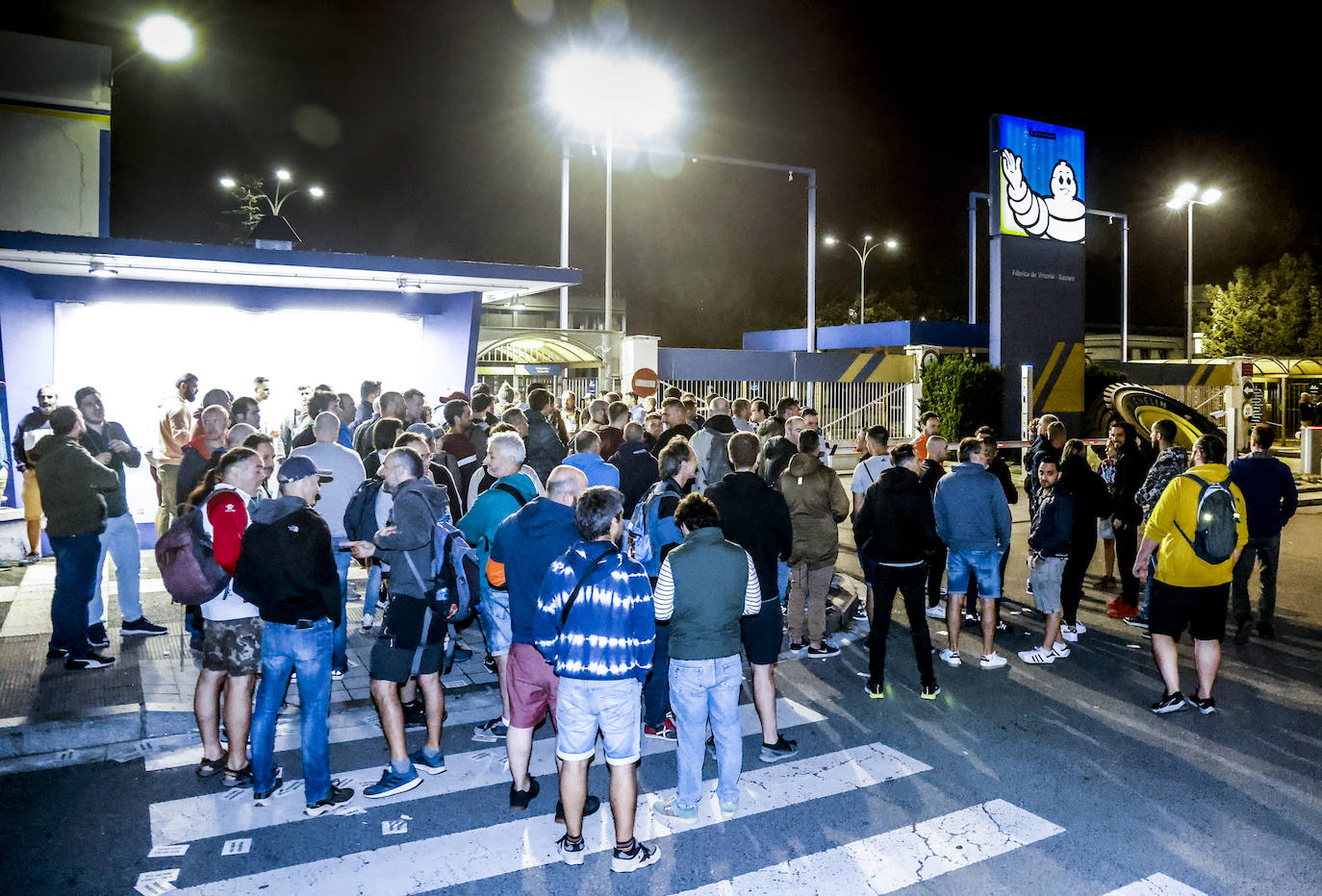 Primera jornada de huelga en la fábrica de Michelin en Vitoria