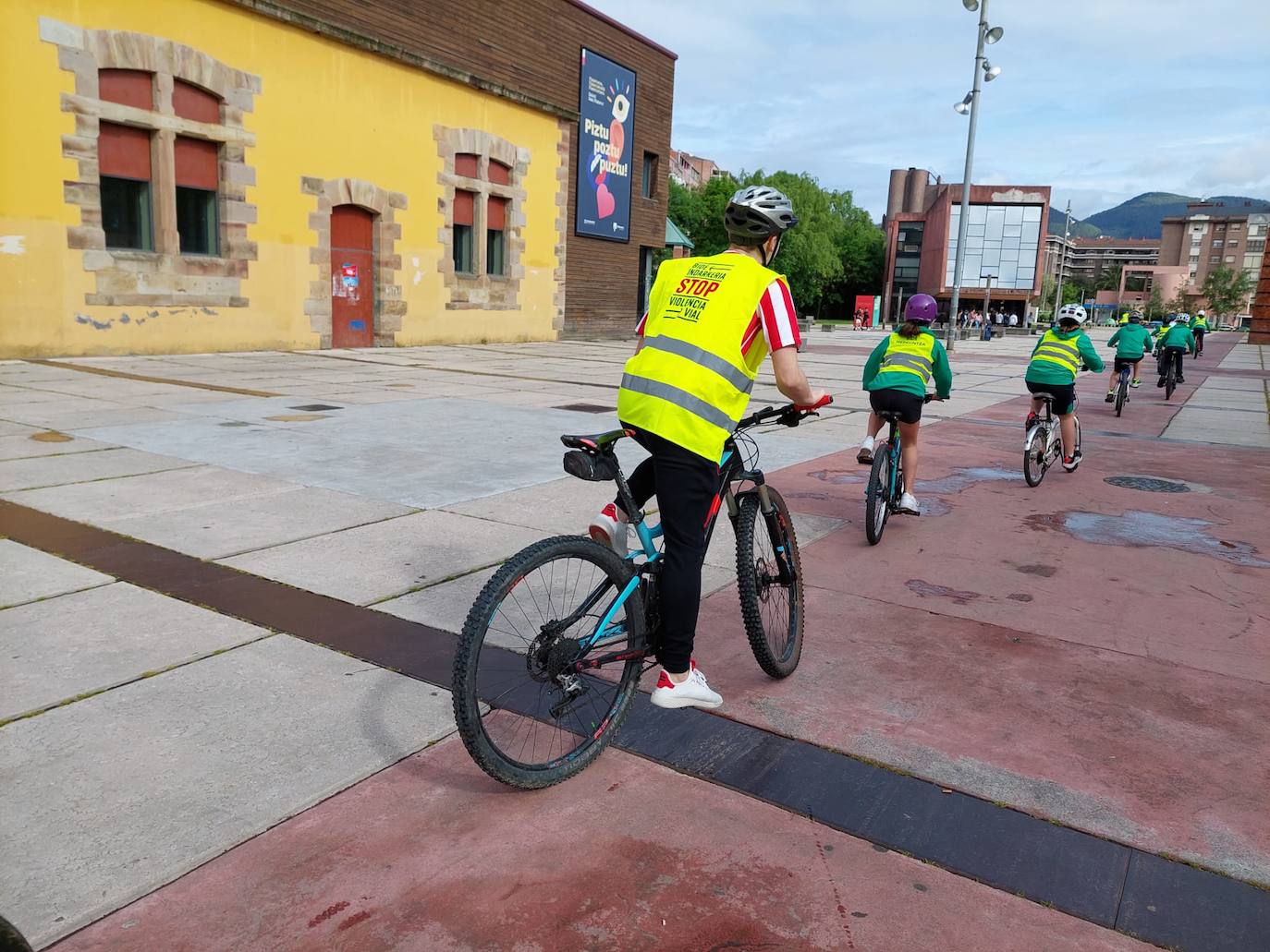 Durangon segurtasun saioak, irudietan