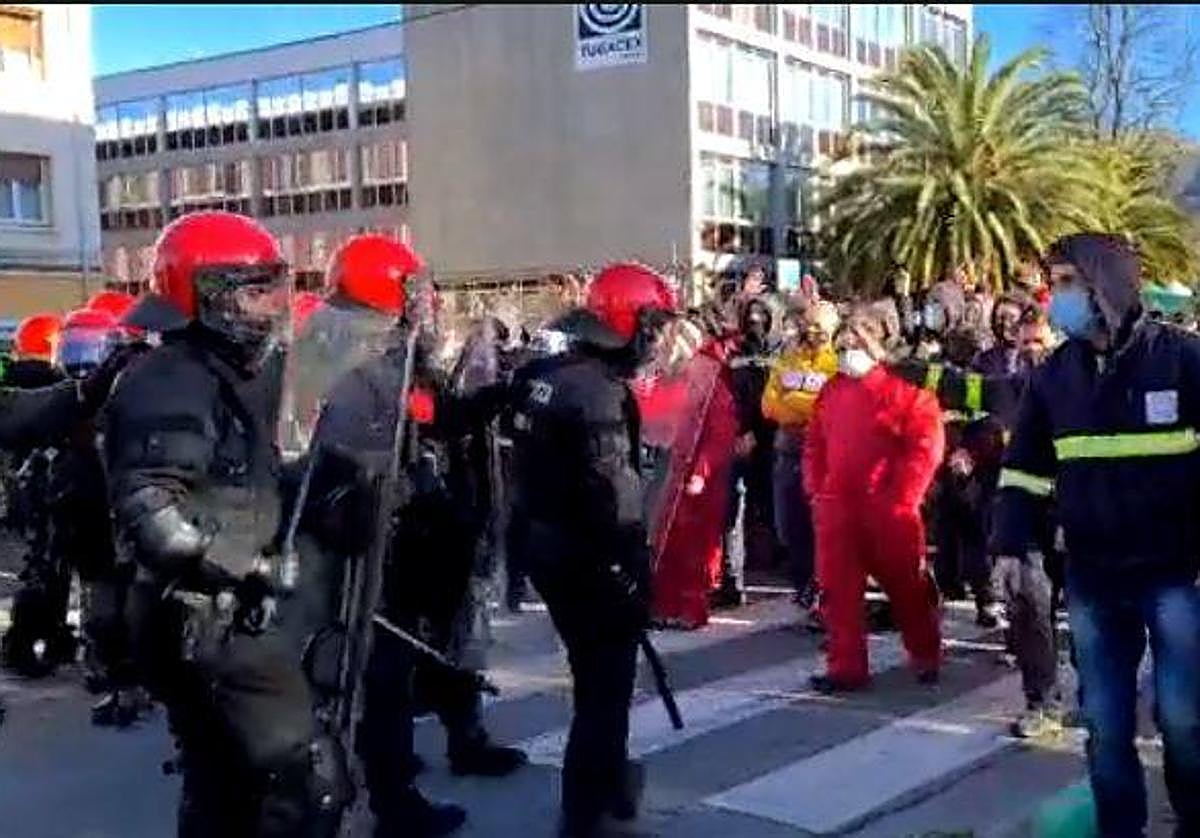 Durante la huelga se produjeron varios choques con la Ertzaintza.