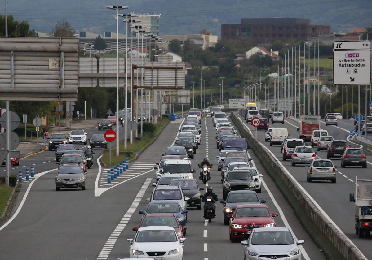 114.000 vehículos circulan cada día por La Avanzada.