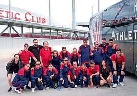 Delegación del Athletic en el Trofeo Genuine.