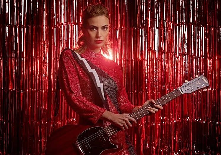 Nat Simons traerá el sábado al Azkena un 'show' «exclusivo» con Cherie Currie.