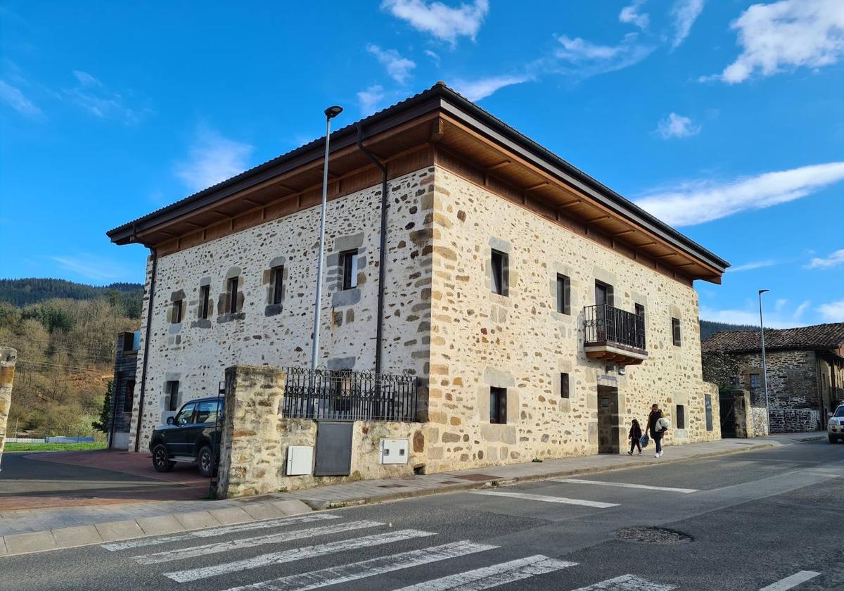 El centro de salud de Luiaondo cerrará parcialmente durante el verano.