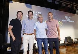 Joseba Beloki, Abraham Olano,Marino Lejarreta e Iban Mayo posan antes del inicio de la conferencia celebrada en la Fundación Vital.