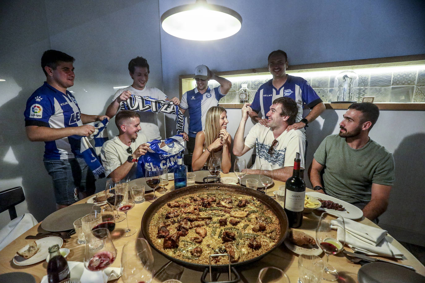 Las mejores fotos de Vitoria y Valencia en la previa del Levante-Alavés