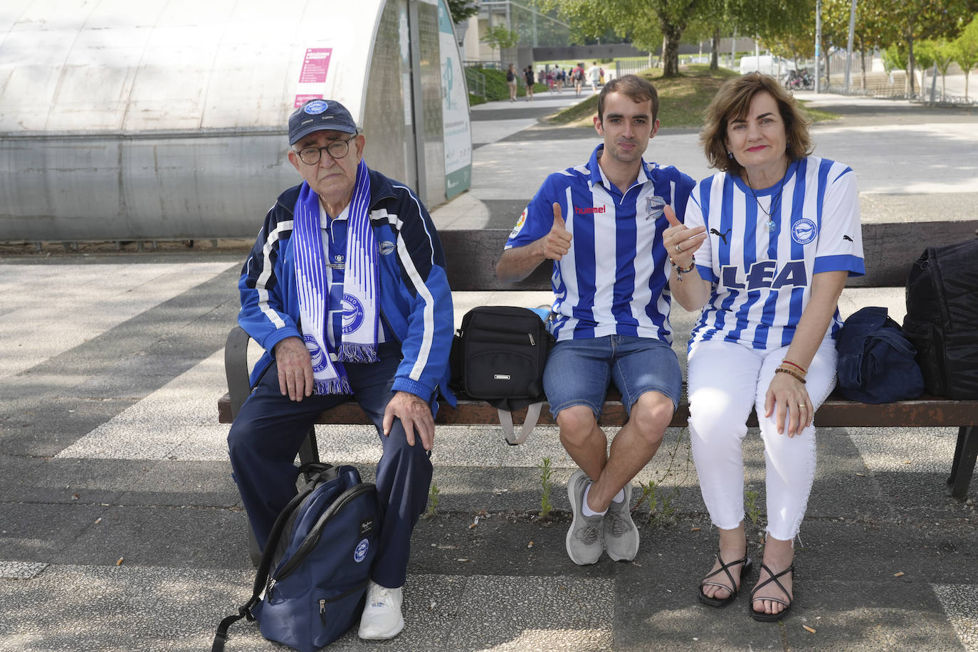Las mejores fotos de Vitoria y Valencia en la previa del Levante-Alavés
