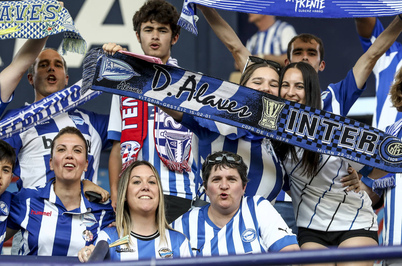Las mejores fotos de Vitoria y Valencia en la previa del Levante-Alavés