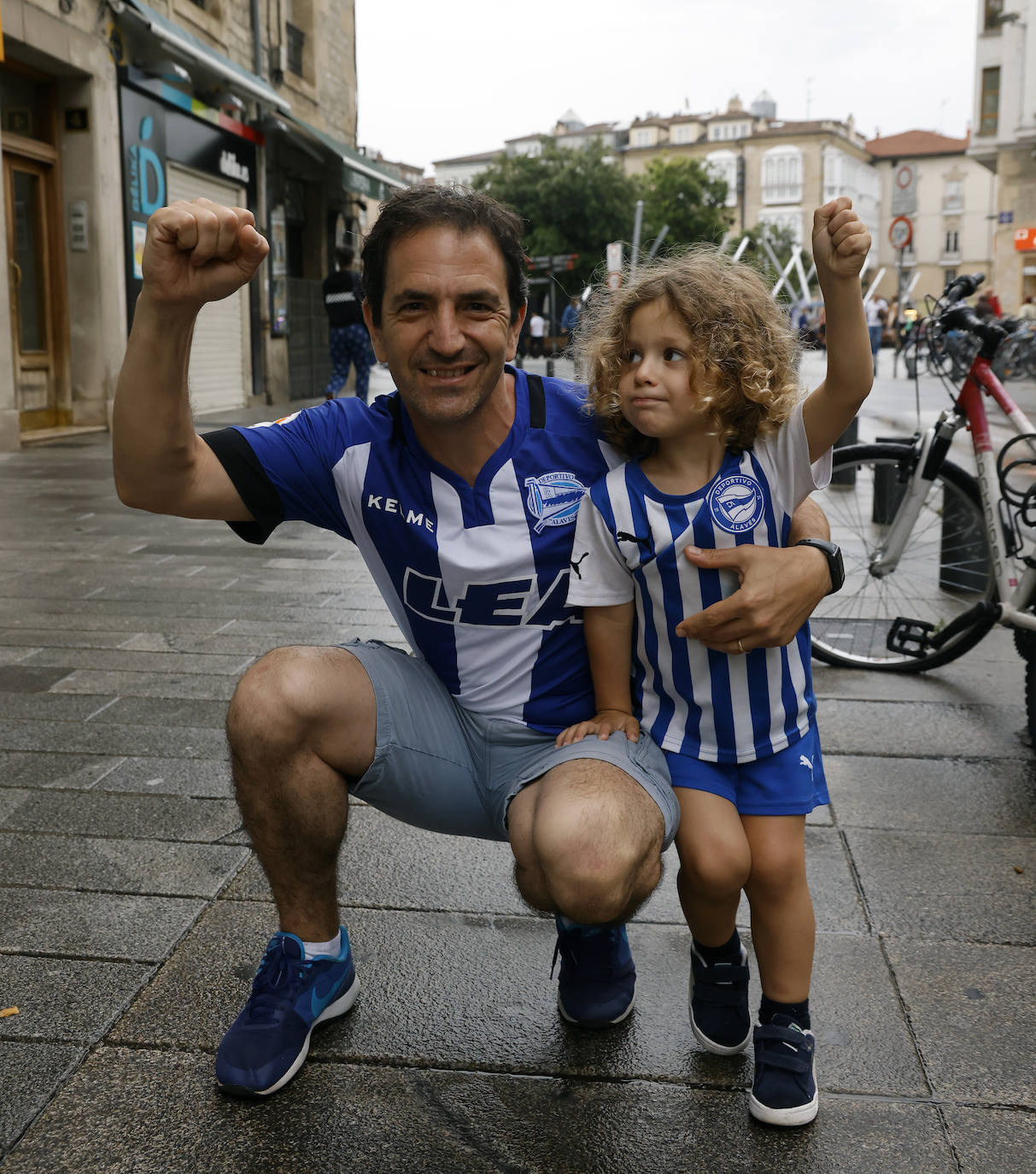 Las mejores fotos de Vitoria y Valencia en la previa del Levante-Alavés