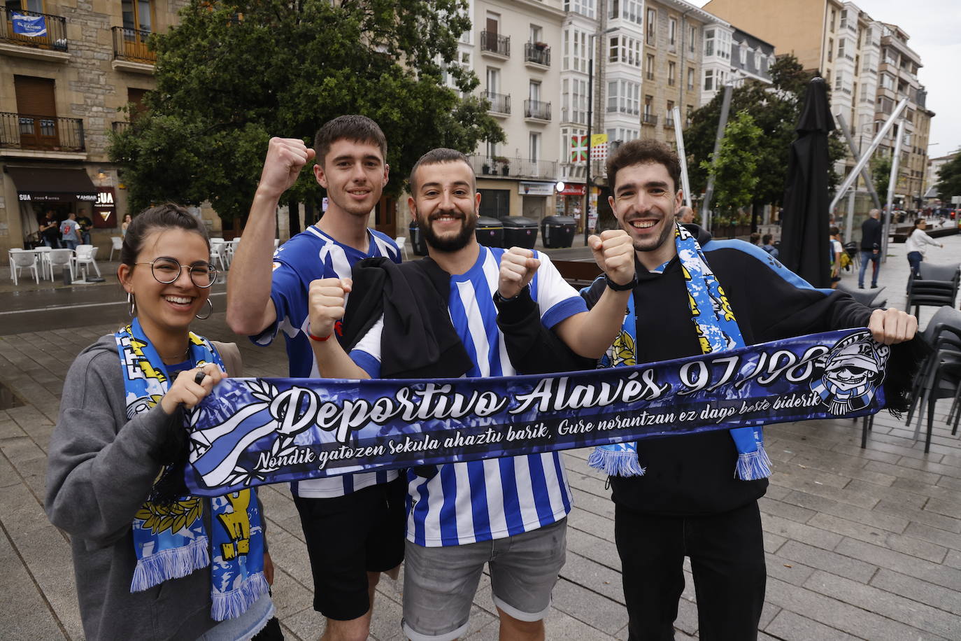 Las mejores fotos de Vitoria y Valencia en la previa del Levante-Alavés