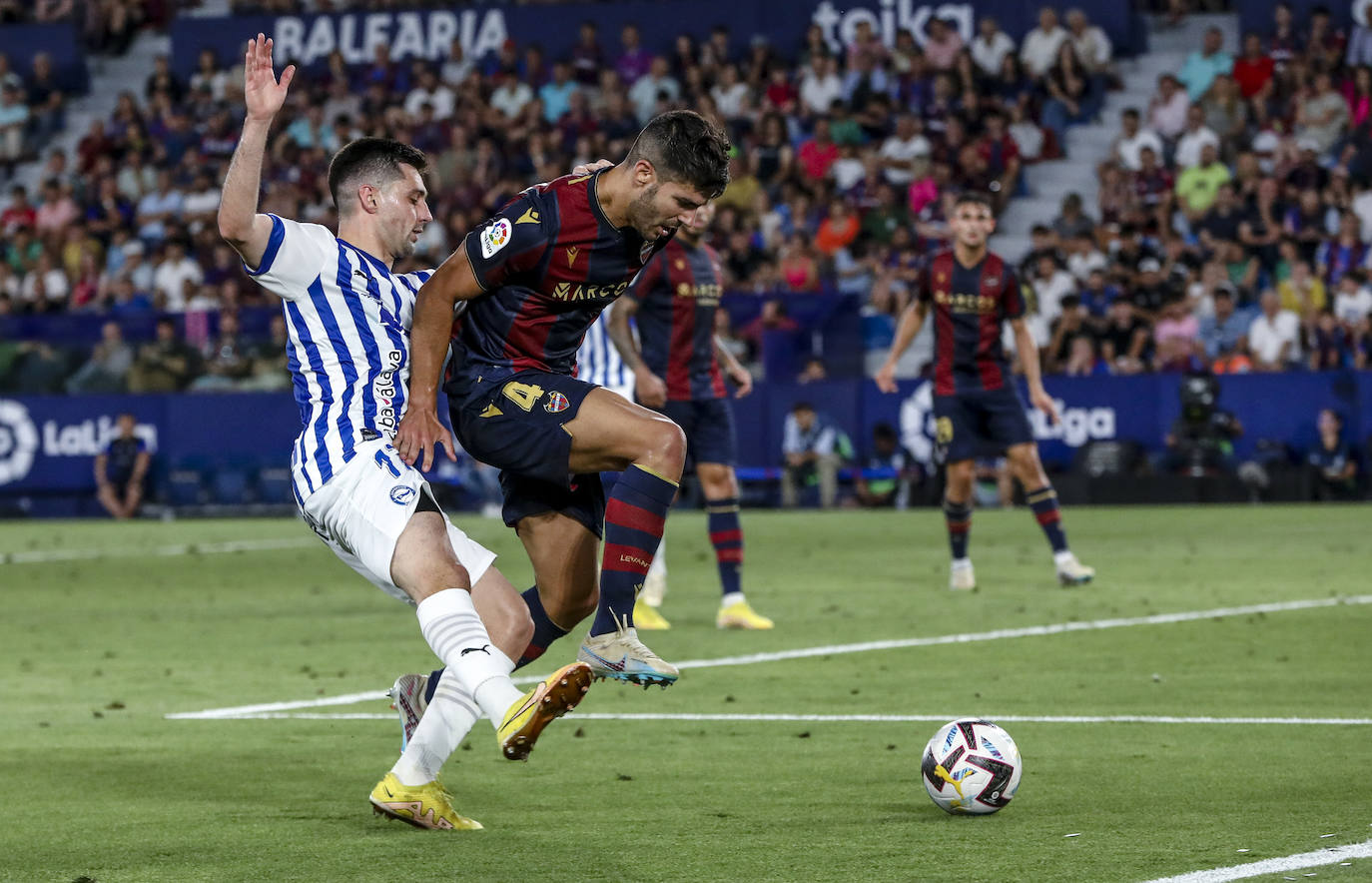 Las mejores fotos del Levante - Alavés