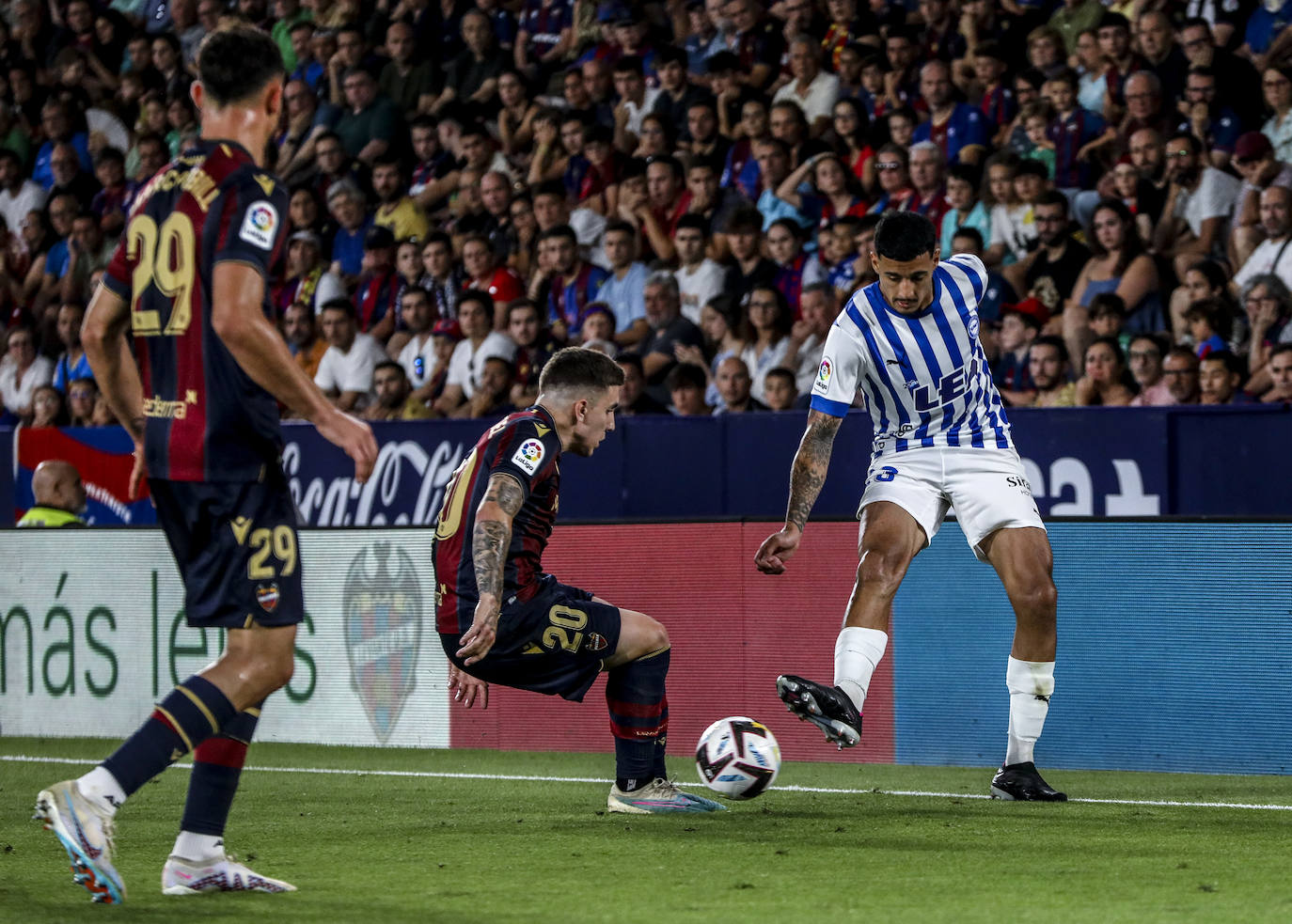 Las mejores fotos del Levante - Alavés