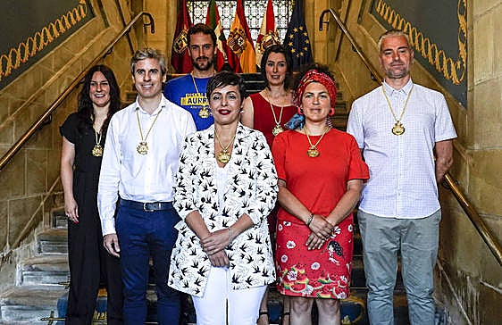 «PNV y PSE se aferran al poder de la mano de la derecha más rancia»
