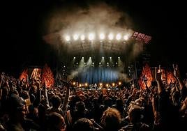 El Azkena Rock Festival se despide con 48.500 espectadores