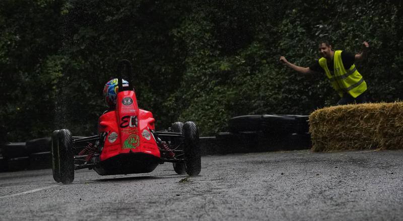 Las imágenes de los valientes y sus goitiberas en Zaldibar