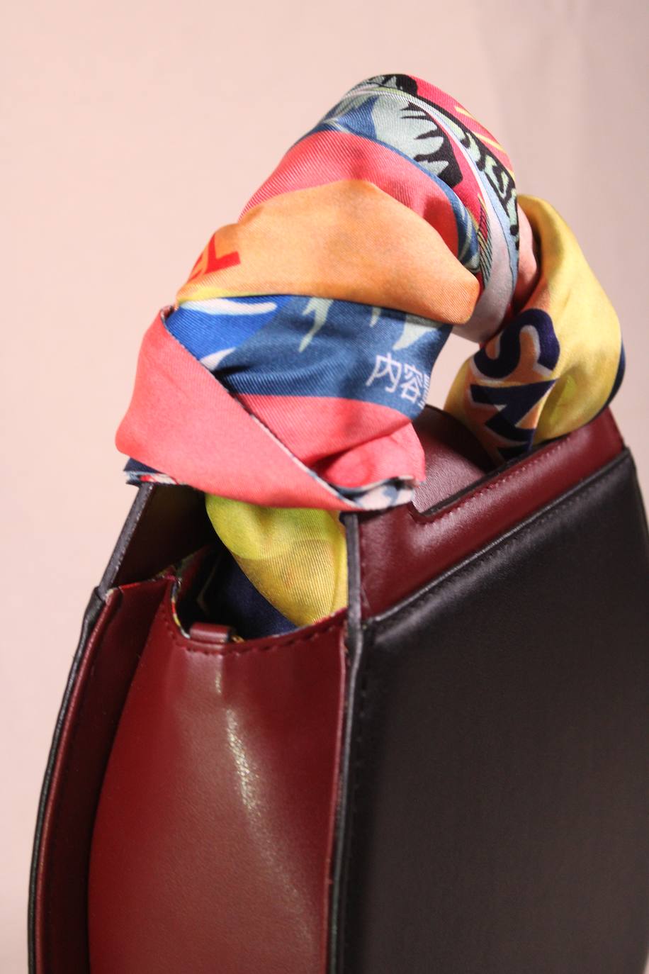 Los bolsos de piel de cactus creados por una madre e hija vizcaínas que llegan a EE UU