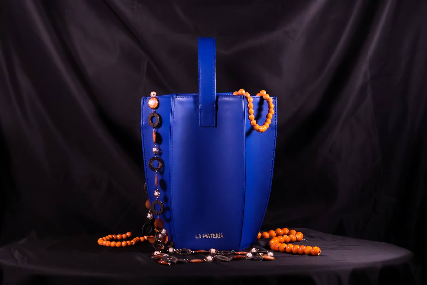 Los bolsos de piel de cactus creados por una madre e hija vizcaínas que llegan a EE UU