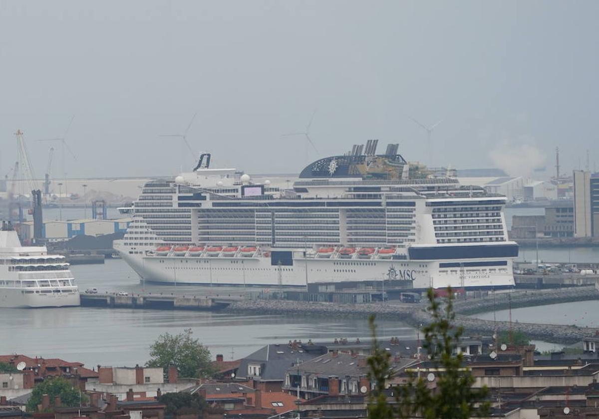 El MSC 'Virtuosa', en una visita previa que realizó al muelle de cruceros de Getxo.