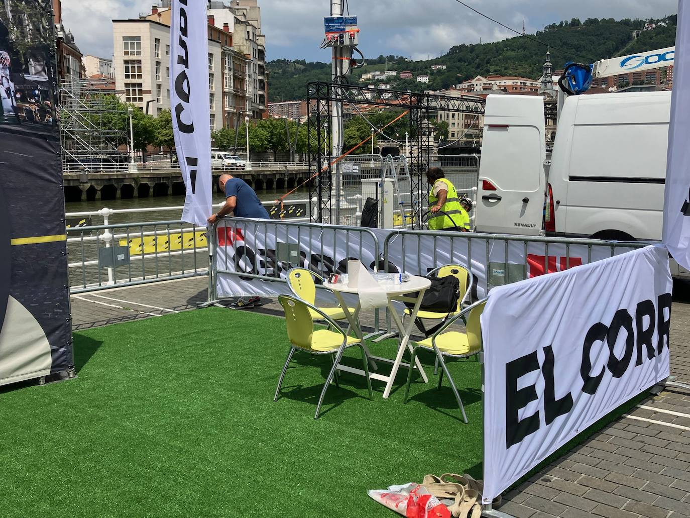 EL CORREO, presente en el Fan Park del Tour de Francia en El Arenal