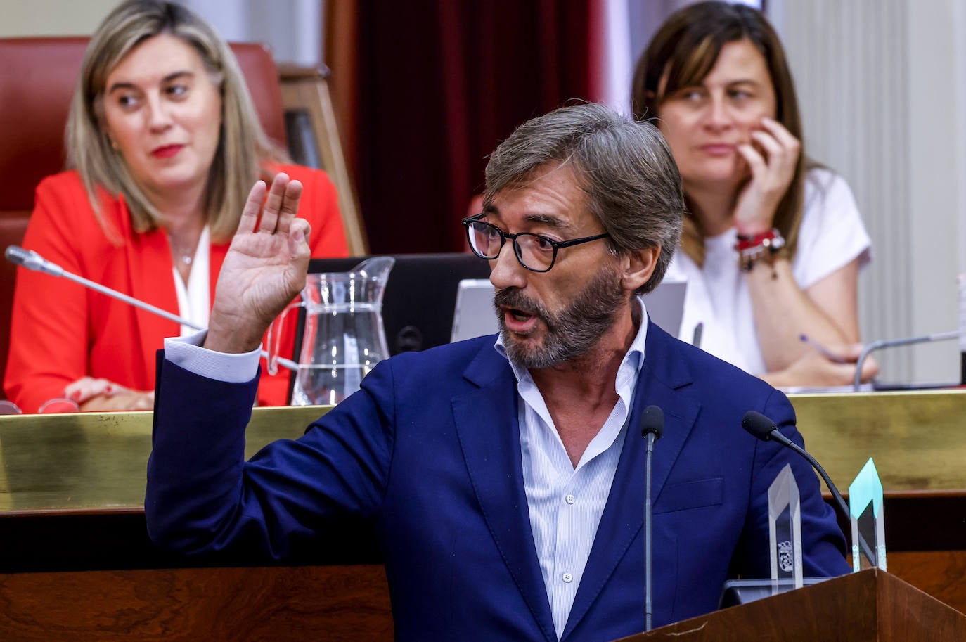 Las Juntas Generales de Álava celebran el pleno de investidura del jeltzale Ramiro González