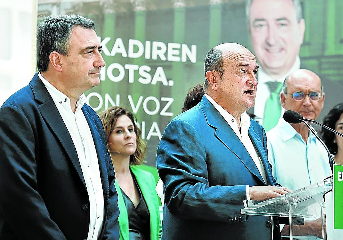 El PNV se siente «estafado» por Sánchez y ve a Feijóo «de la mano» de Vox