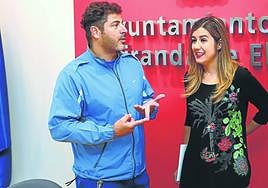 Enrique Fernández, años atrás durante un reconocimiento por sus logros deportivos en el Ayuntamiento.