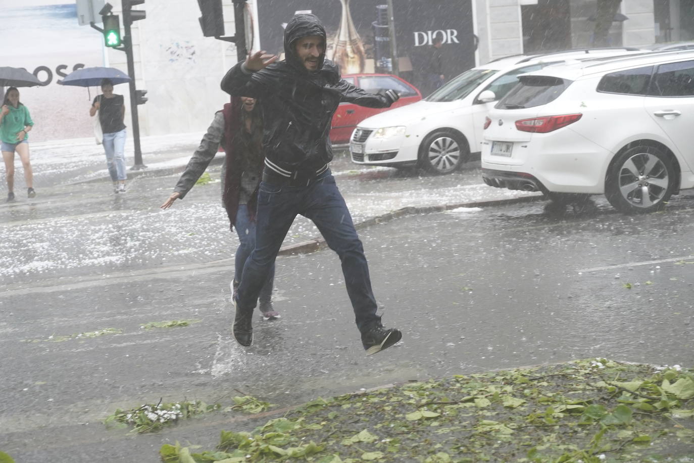 Las fotografías de la granizada de Vitoria