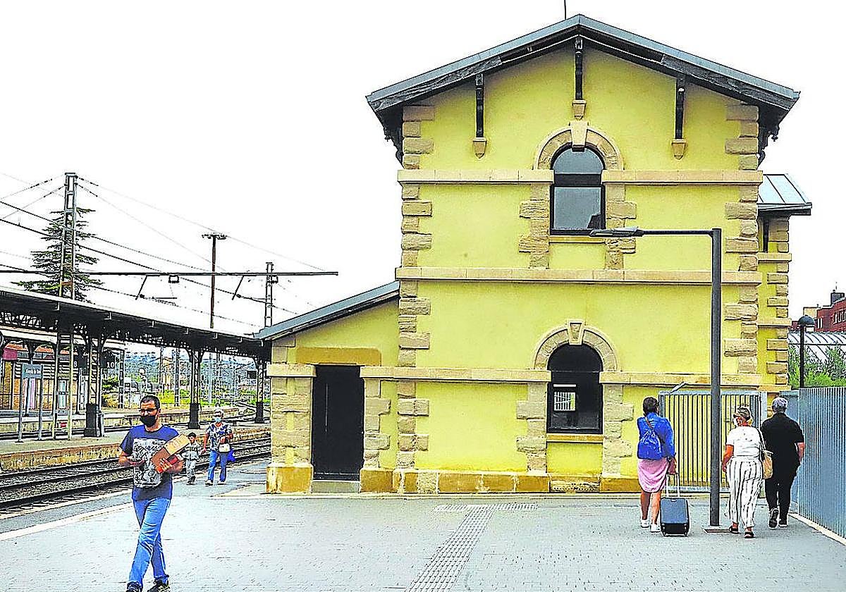 Los edificios de la estación acogerán el centro de interpretación del ferrocarril.