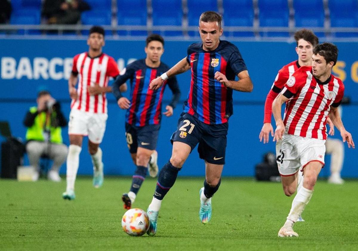 Carbonell, en el choque ante el Bilbao Athletic en el Johan Cruyff.