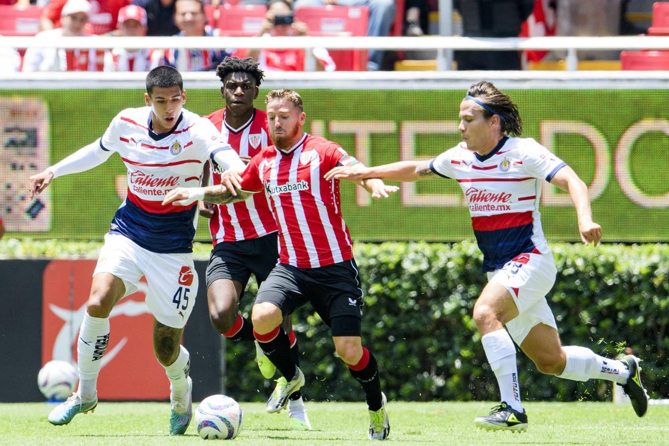 Imágenes del Chivas-Athletic