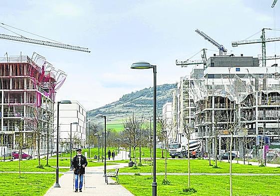 Imagen de nuevas promociones de vivienda en Vitoria.