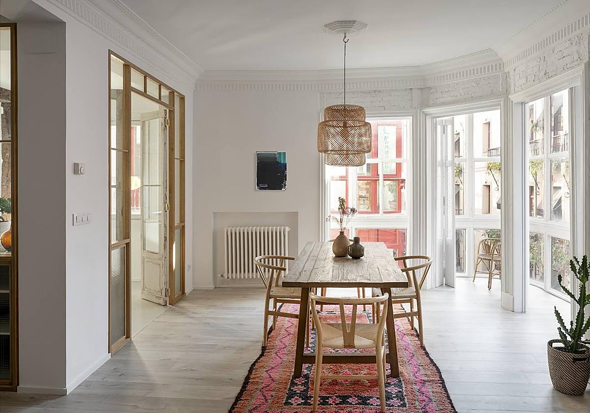 El piso clásico (pero moderno) de una pareja en el Casco Viejo