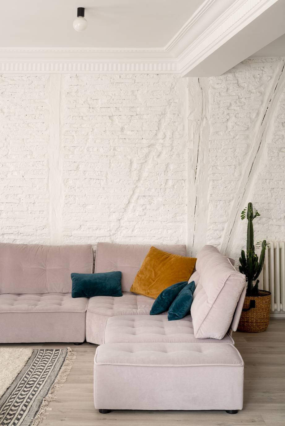 El piso clásico (pero moderno) de una pareja en el Casco Viejo