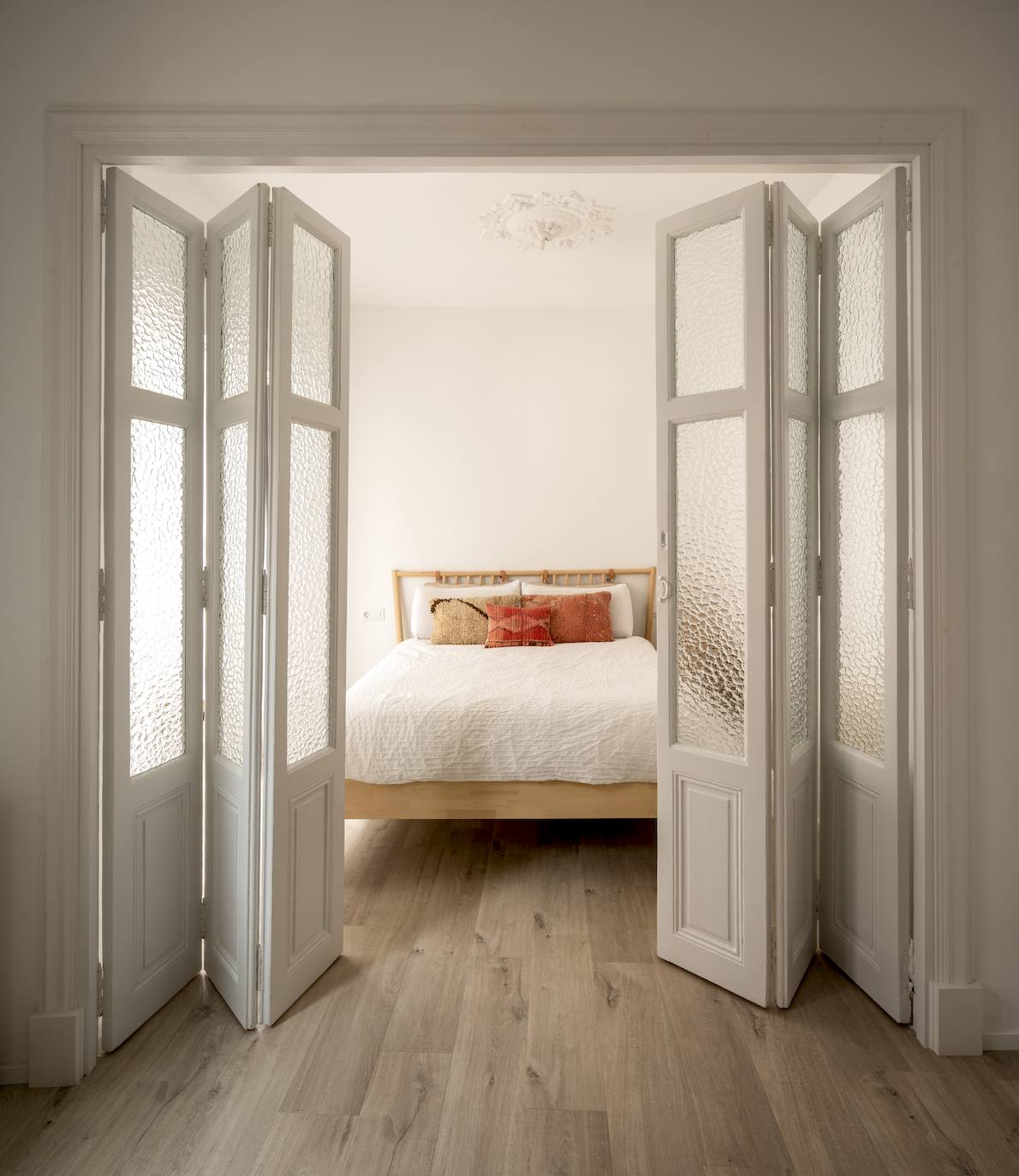 El piso clásico (pero moderno) de una pareja en el Casco Viejo