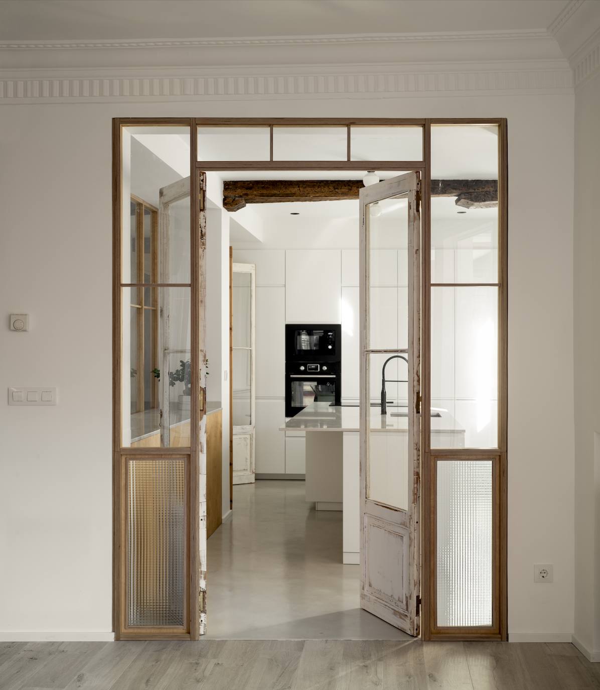 El piso clásico (pero moderno) de una pareja en el Casco Viejo