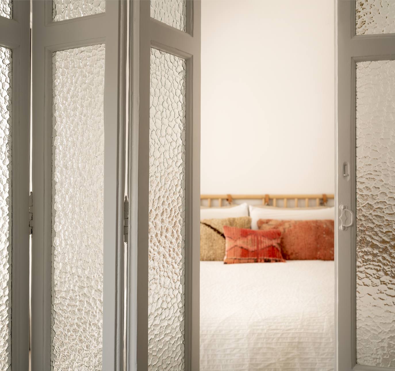 El piso clásico (pero moderno) de una pareja en el Casco Viejo