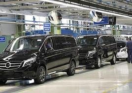 Primera reunión «muy positiva» de Bernd Krottmayer con la plantilla de Mercedes Vitoria