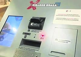 La máquina de autoservicio en Pegora permite modernizar la atención municipal.