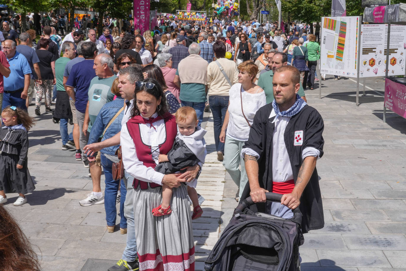 Vitoria se entrega a su fiesta más querida