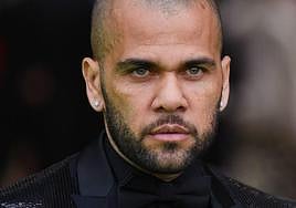 La jueza procesa a Dani Alves por violar a una mujer en una discoteca en Barcelona