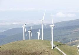 Una firma danesa pide abrir dos parques eólicos con 11 molinos en Balmaseda