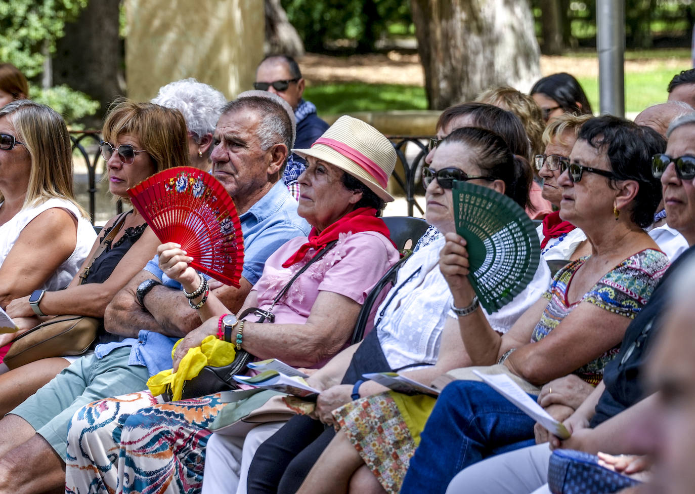 Las fotos de la asfixiante jornada de calor extremo en Álava