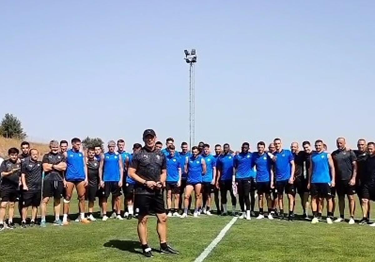 Plantilla y cuerpo técnico del Deportivo Alavés.