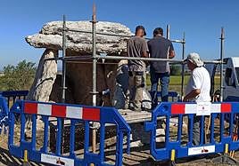 La intervención para recuperar los daños ocasionados en el dolmen concluyó el lunes pasado.