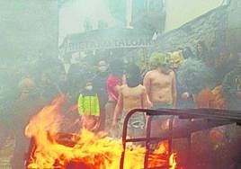 Fotograma de 'Negu hurbilak', rodada en 16 milímetros en el pueblo de Zubieta.