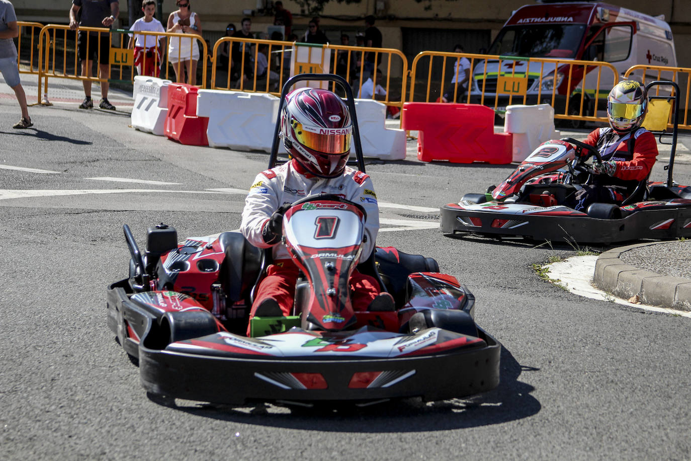 Las mejores imágenes de la carrera de karting en Llodio