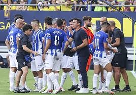 Diálogo a media voz