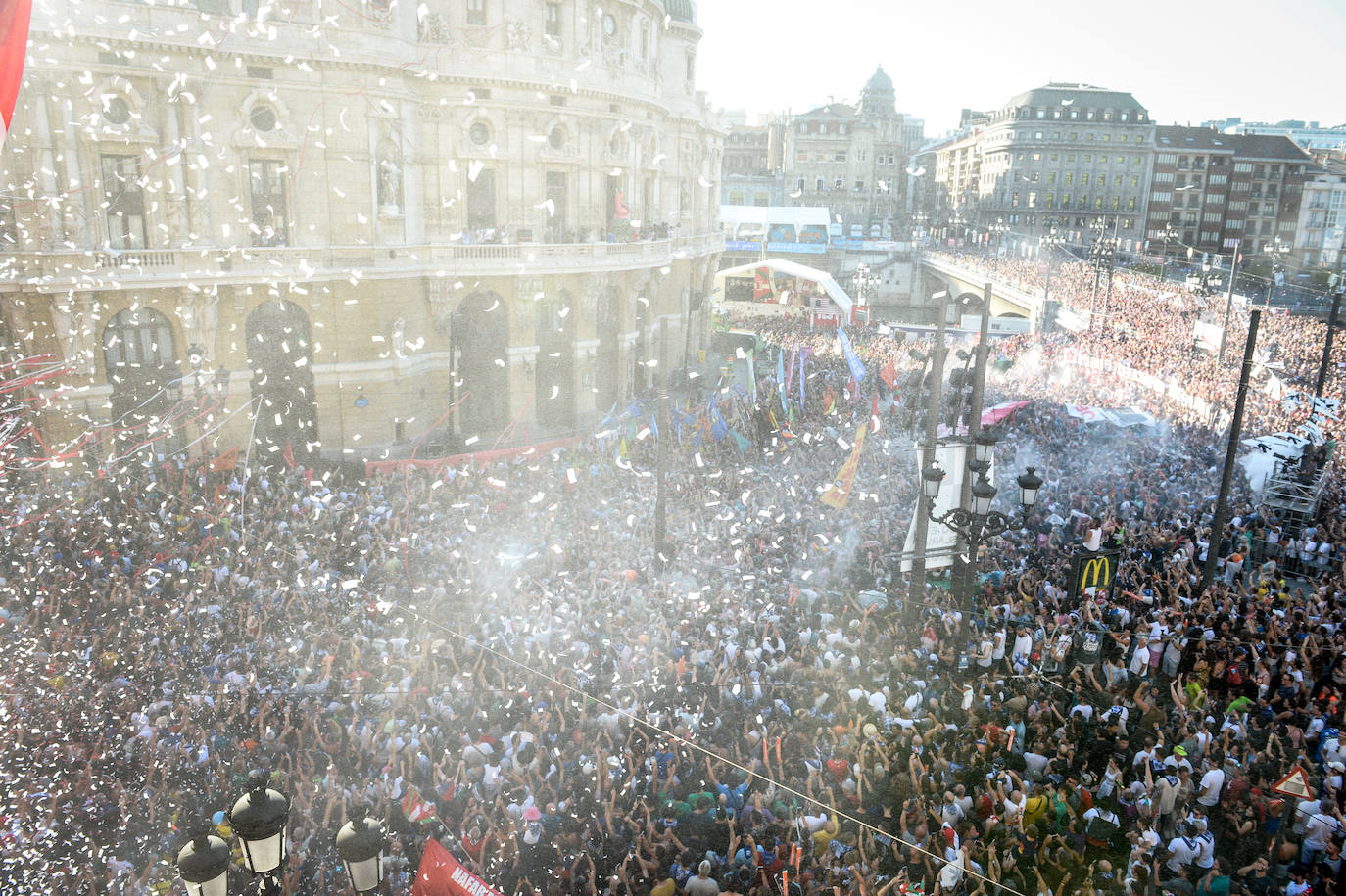 Bilbao descorcha la Aste Nagusia