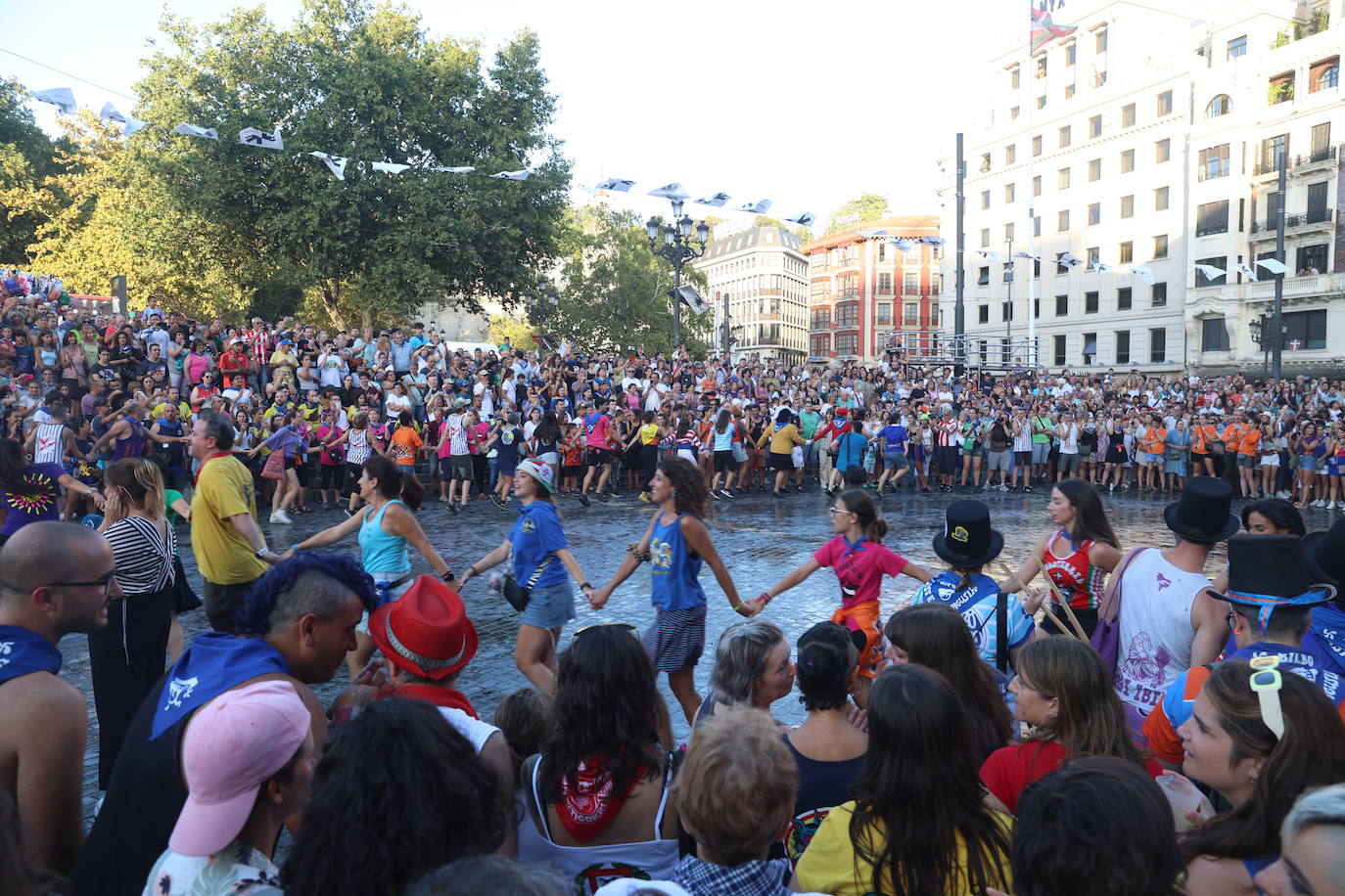 Bilbao descorcha la Aste Nagusia